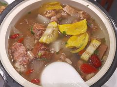 -江城小馆陕南妈妈菜·全球旅行餐厅(钟楼店)