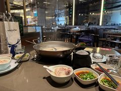 -捞王锅物料理(上海世茂广场店)