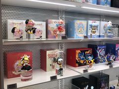 -泡泡玛特POPMART(上海环球港店)