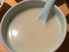 -洪氏嗨捞·广东猪肚鸡·椰子鸡火锅(西咸万象城店)