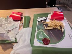 -麦当劳(杭州西湖银泰百货店)