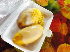 -芒果糯米饭摊子