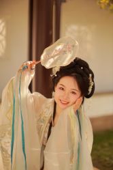 -一揽芳华汉服旗袍体验馆(拙政园店)