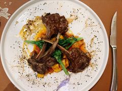 法式烤羊排-Golden Lily河内巴黎法越料理餐厅(建国西路店)