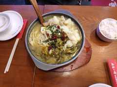 -周鱼小馆石锅酸菜鱼(活力汇店)