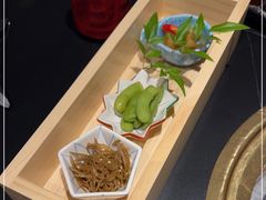 -山川小町·极番烧肉(新地假日广场店)