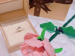 -鸿通城购物中心