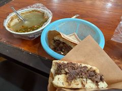 -老西关黄老太牛肉烧饼