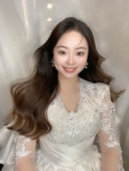 -都市丽人婚纱摄影