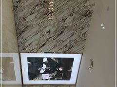 -Gucci(青岛海信广场店)