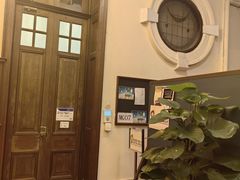 -香港大学
