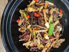 -湖南人家湘菜馆(镇江路店)