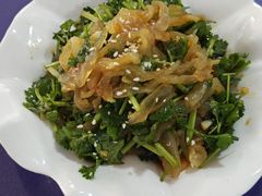 凉拌海蜇皮-温汤大酒店餐厅