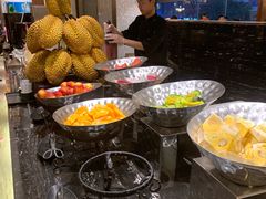 榴莲-东方红海鲜百汇(国际大厦店)