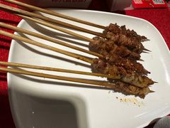 -龙巢盱眙龙虾·牛蛙·烧烤宵夜(八卦岭店)