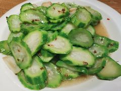 山葱花炒丝瓜-直隶安家牛肉罩饼(建华店)