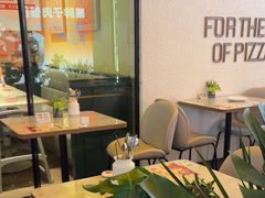 -必胜客(WOW中心城店)