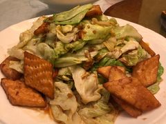 特色馕炒圆白菜-巴依老爷新疆美食(牡丹园店)