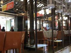 大堂-阿瓦山寨·湘菜现炒·剁椒鱼头王(咸阳总店)
