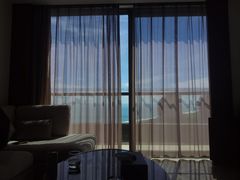 -三亚湾海居铂尔曼度假酒店