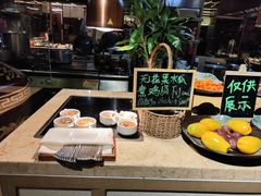 -大中华希尔顿酒店-念自助餐·嗨啤·小龙虾