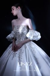 -Renee芮亦婚纱(原丽莎)