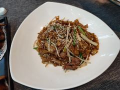 干炒牛河粉-御花园·粤菜·海鲜火锅(中山公园店)