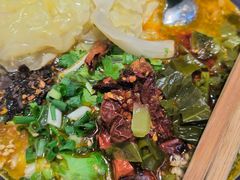 -云阿蛮云南生烫牛肉米线(奉贤路店)