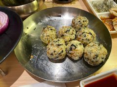 手抓饭团-伊茉家的烤肉店(勒泰中心店)
