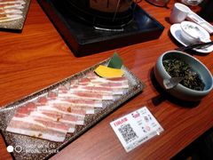 -山之屋炭火烧肉·生啤畅饮(大朗万科中央公园店)