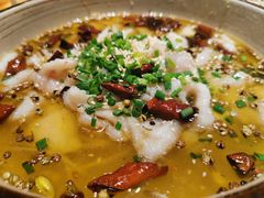 沸腾水煮鱼-十三式重庆江湖菜(金茂览秀城店)