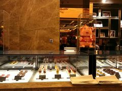 面包甜点陈列柜-富力丽思卡尔顿酒店·丽轩中餐厅