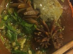 -利姐牧牛匠老火锅(兰花店)