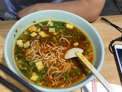 -味绝西面