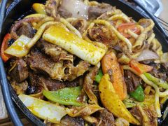 -夏都地标马一刀烤肉美食城