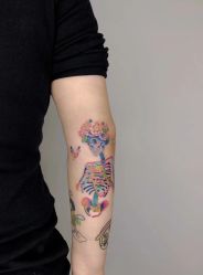 -SNOW TATTOO STUDIO