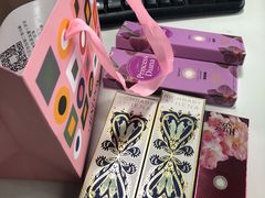 -4iNLOOK美瞳店(上海日月光中岛店)