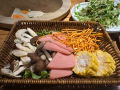 -云尊府云南菜·蒸汽石锅鱼(五棵松华熙店)
