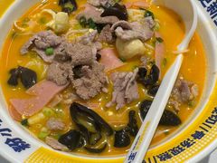 -粉小主·贵州酸汤牛肉粉(南京仙林金鹰店)