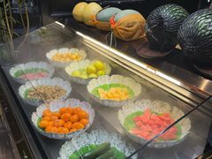 -云顶旋转自助景观餐厅