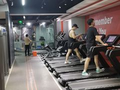 -乐刻运动健身精品馆(览秀城店)