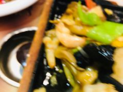 -青瓦餐厅·生鱼片·韩园烤肉(西塔店)