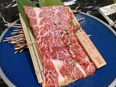 -山川小町·极番烧肉(新地假日广场店)