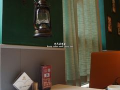 -江城小馆陕南妈妈菜·全球旅行餐厅(钟楼店)