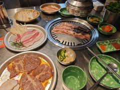 -欧巴炭烤肉오빠숯불구이(南京东路店)