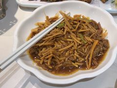 -刘胖子家常菜·蹄花焖藕(中南店)