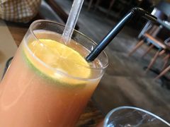-Carbon莫卡哆·意大利复古集市餐厅(杭州大厦店)
