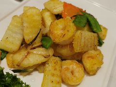 山药鸡枞菌炒虾球-十六台·经典广东菜(德外大街店)