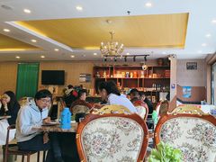 -鲁朗纳麦石锅鸡庄园