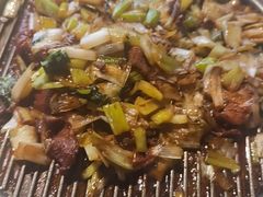 经典葱爆小羔羊肉-悦融·京鲁菜·露台花园(安定门店)